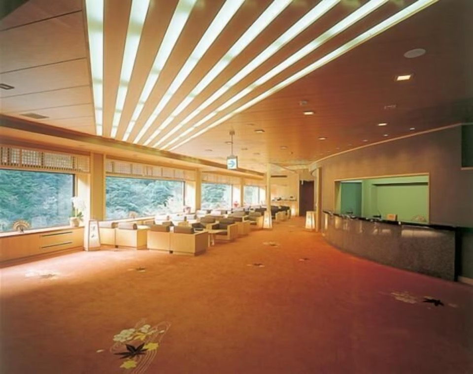 Nishiyama Onsen Keiunkan Hotel