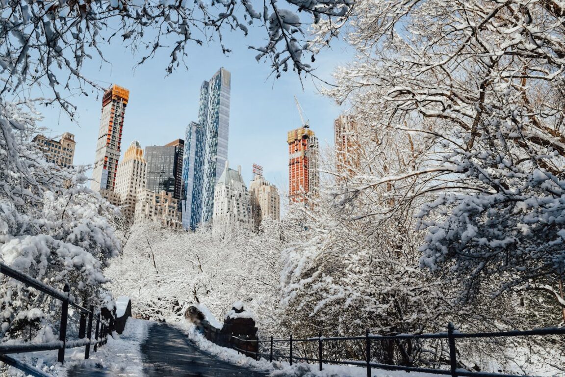 What to Always Do in NYC in 2026: Pizza, Bagels, Times Square & Silly Nice
