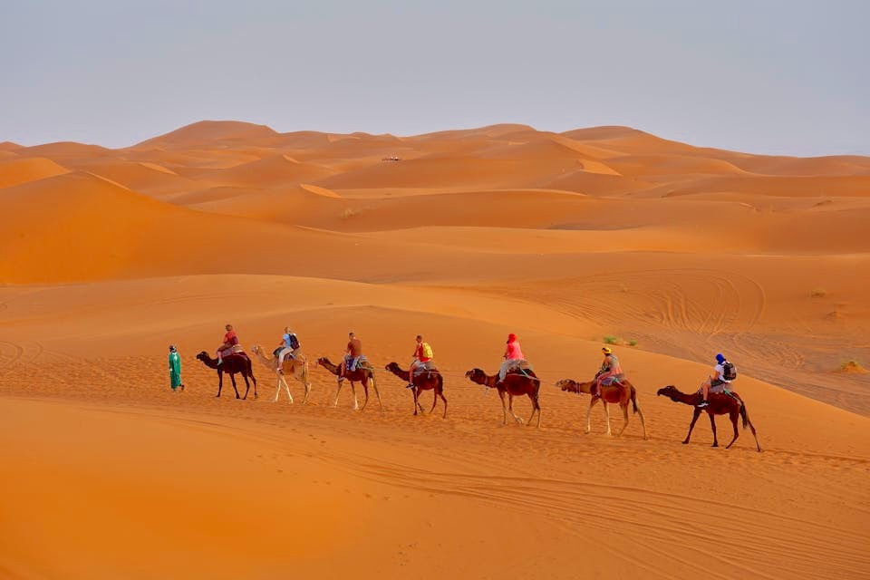 avoid tourist crowds