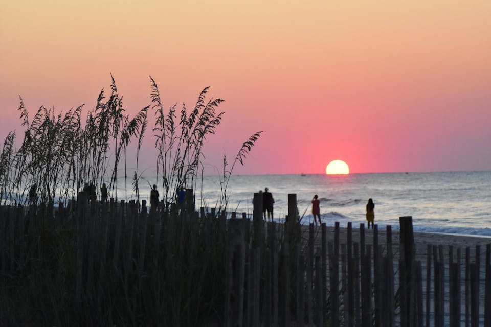 carolina beach fireworks july 4th 2025